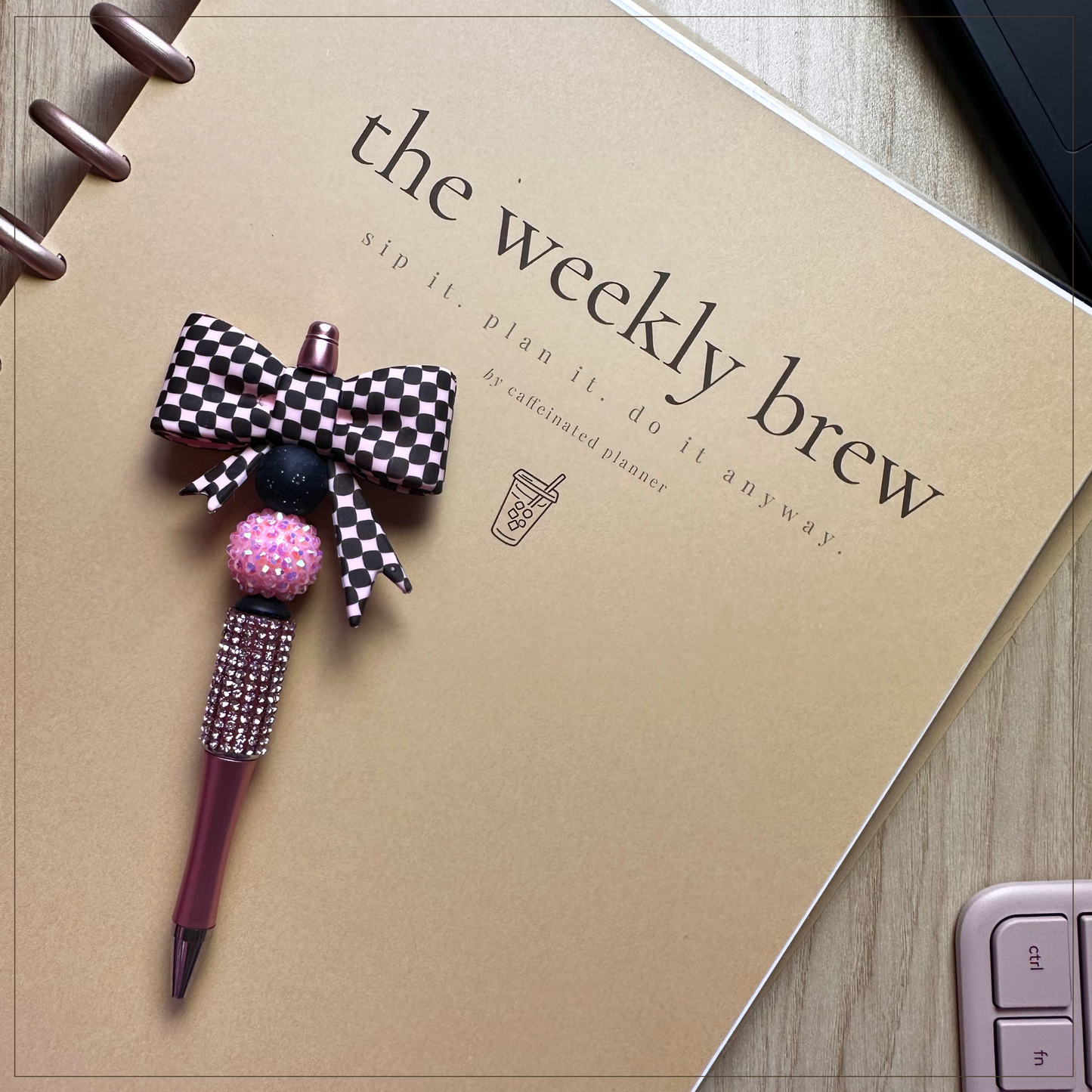 black and light pink checkered bow | bling pen